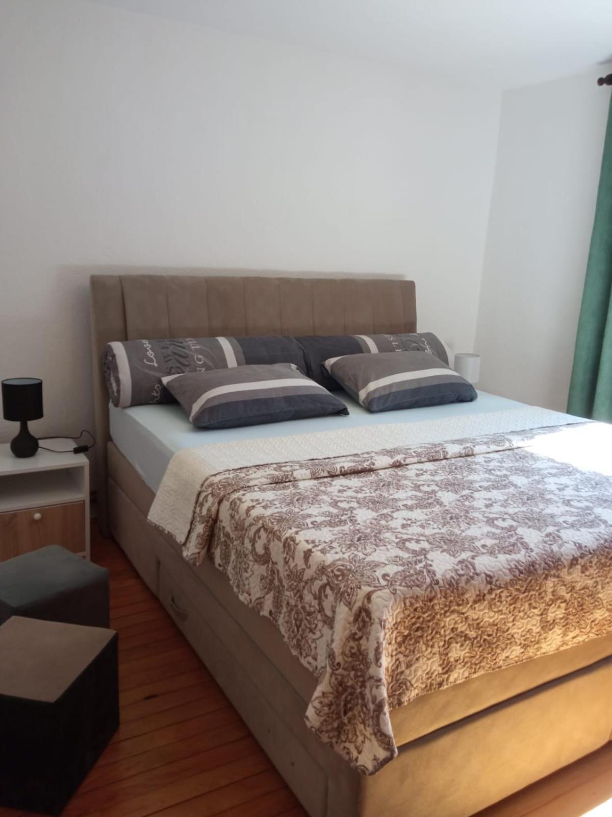 Apartman "Em" Bihać エクステリア 写真