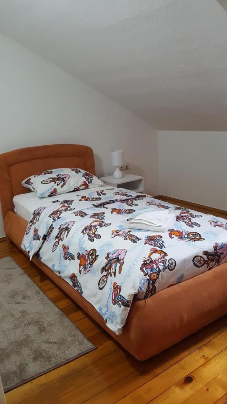 Apartman "Em" Bihać エクステリア 写真