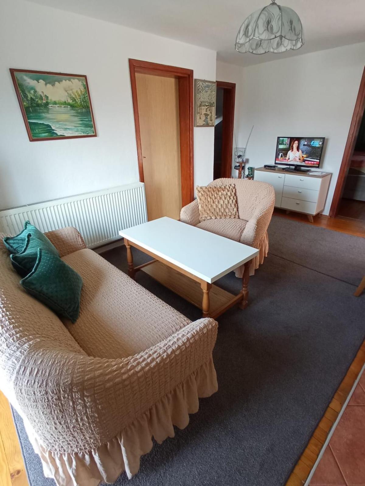 Apartman "Em" Bihać エクステリア 写真